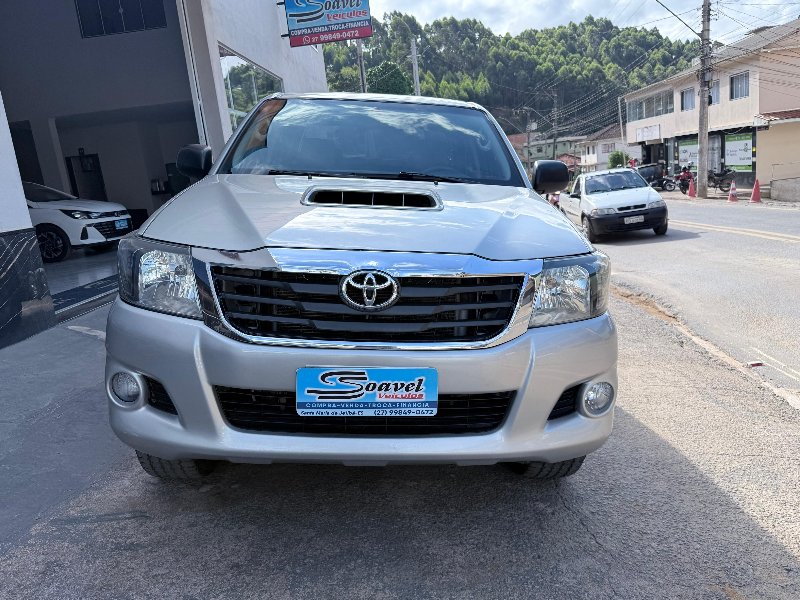 Toyota Hilux 3.0 Turbo Diesel 4x4 - Foto 1